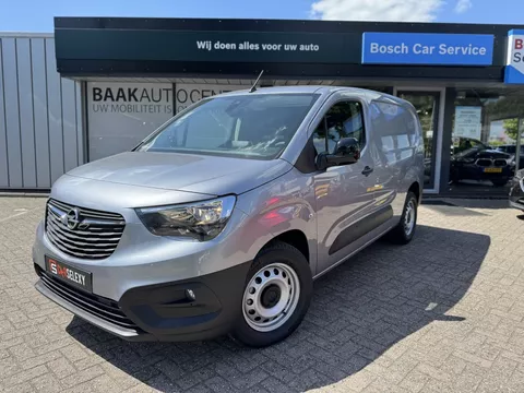 Opel Combo 1.5D L2H1 | 131PK | Navigatie | 3-Zits | NIEUW