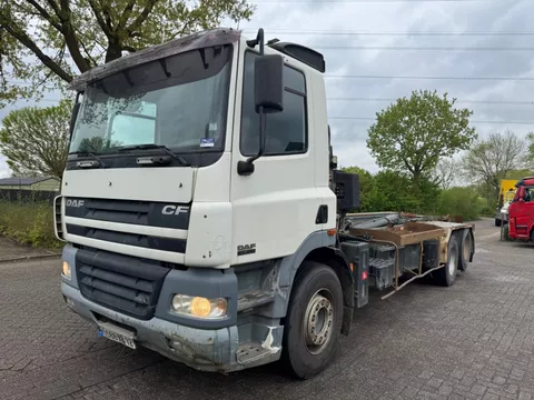 DAF 85 85CF 380 EURO 3 6X2 / MANUAL GEARBOX