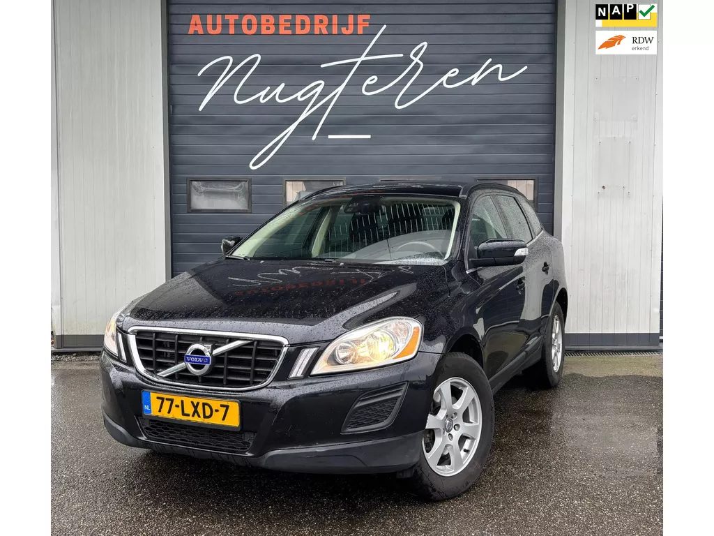 Volvo XC60 2.0T Momentum Automaat|Navi|Camera|Trekhaak