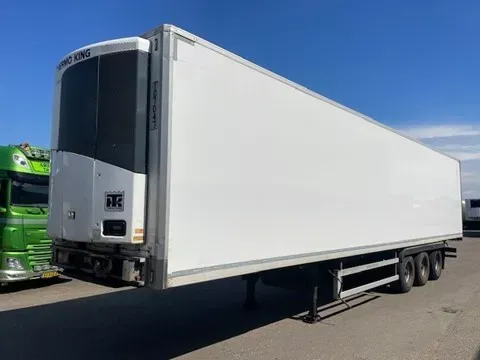 Montracon Thermo king ,BPW drumbrakes,  247 width, 260 cm height, Thermo King Trennwand Mult Dual Sauber / Clean chassis