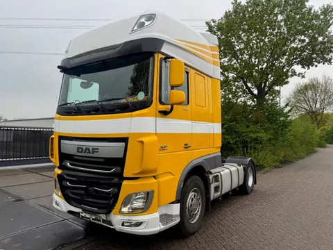 DAF XF 106 460 EURO 6 SUPER SPACE CAB
