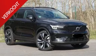 Volvo XC40 2.0 B4 Plus Dark