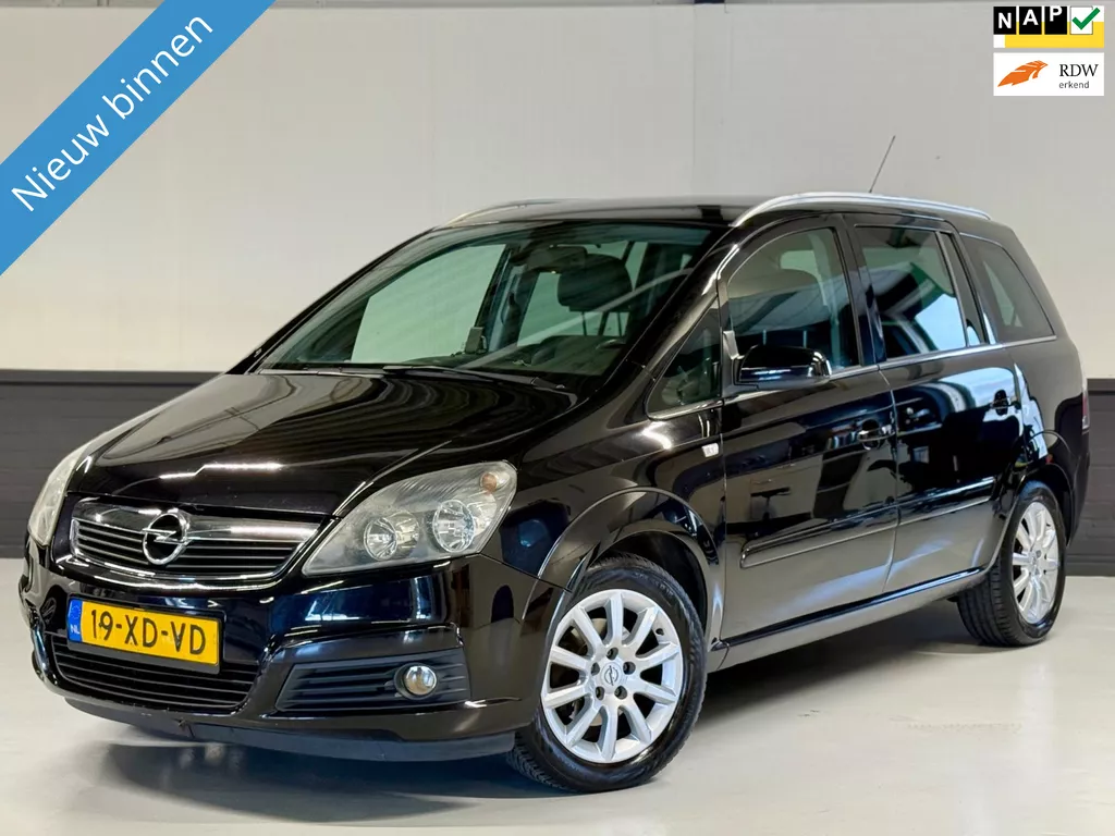 Opel Zafira 1.8 Cosmo Airco|Trekhaak|New Apk