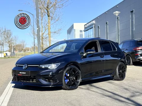 Volkswagen Golf 8R 2.0 TSI R 4Motion DCC ABT AKRA PANO Volkswagen Golf 8R 2.0 TSI R 4Motion DCC ABT AKRA PANO