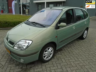 Renault Sc&eacute;nic 1.6-16V Authentique Nieuwe Apk