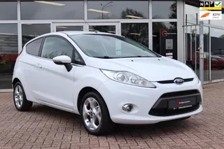 Ford Fiesta 1.25 Ghia | CLIMATE CONTROL | STOELVERWARMING | APK | LM VELGEN