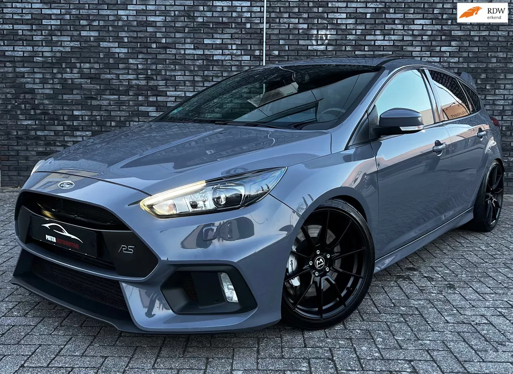 Ford Focus 2.3 RS 350pk|Schuifdak|Camera|Dealer Onderhoud|Cruise|Verlagingsset|Motec Ultra Light