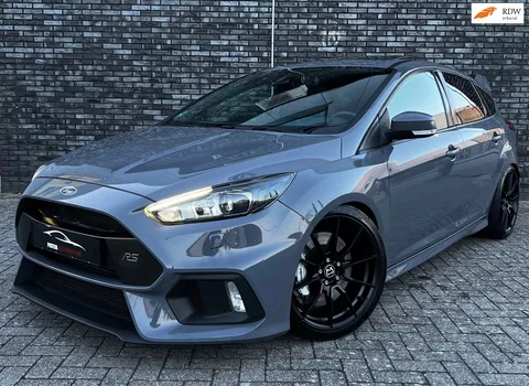 Ford Focus 2.3 RS 350pk|Schuifdak|Camera|Dealer Onderhoud|Cruise|Verlagingsset|Motec Ultra Light