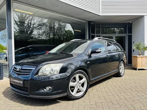 Toyota Avensis Wagon 2.2 D-4D Executive Business