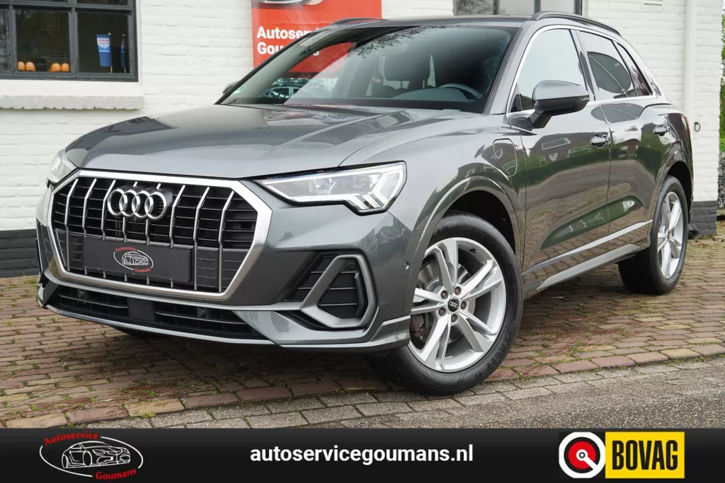 Audi Q3 45 TFSI e S edition LED Schuifdak Memory stoelen 360 camera