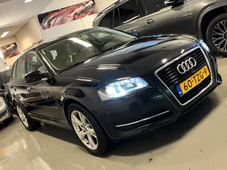 Audi A3 Sportback 1.6 TDI 5-DOORS 3X S-LINE NAVI AUTOMAAT