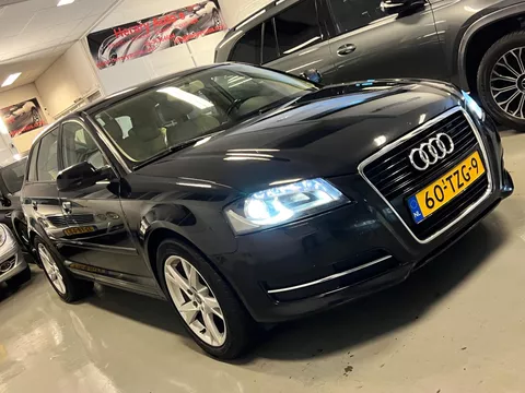Audi A3 Sportback 1.6 TDI 5-DOORS 3X S-LINE NAVI AUTOMAAT