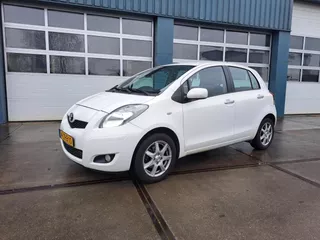 Toyota Yaris 1.3 VVTi Comfort koppeling slecht!! 5 deurs