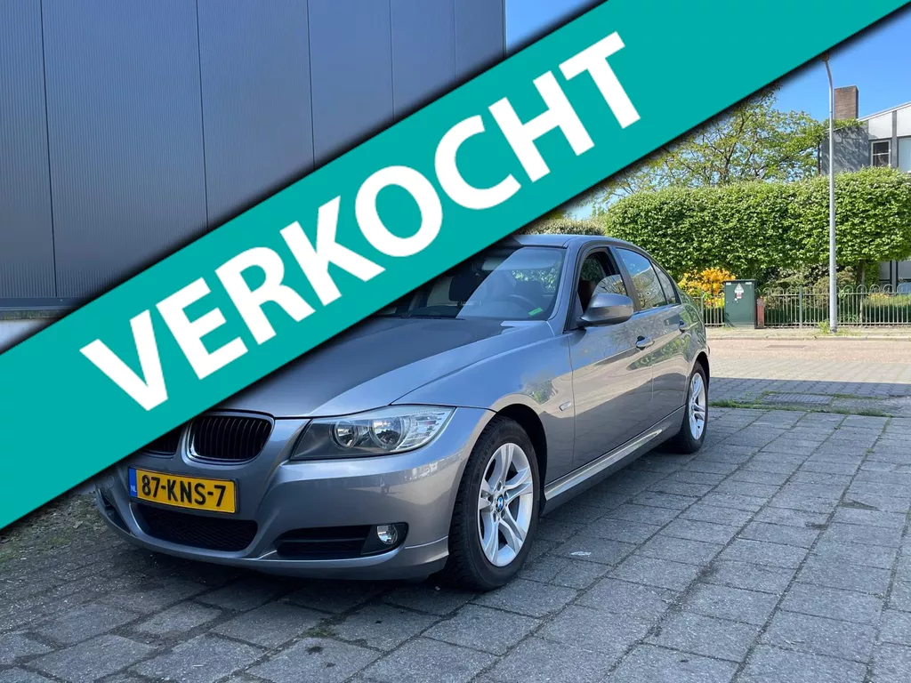 BMW 3-serie 316i leder,navi,pdc,distributieketting vernieuwd!