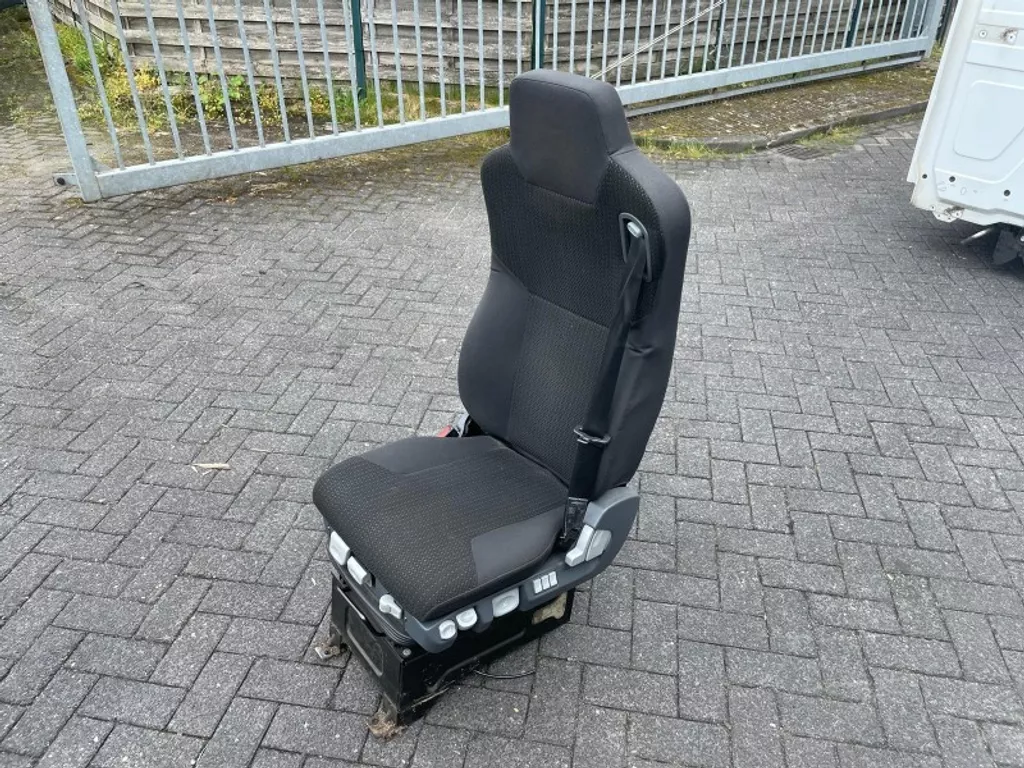 Mercedes-Benz A 9609107501 DRIVER'S SEAT ISRI