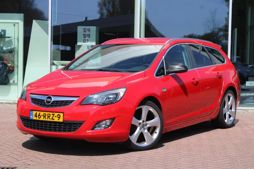 Opel Astra Sports Tourer 1.4 Turbo Sport