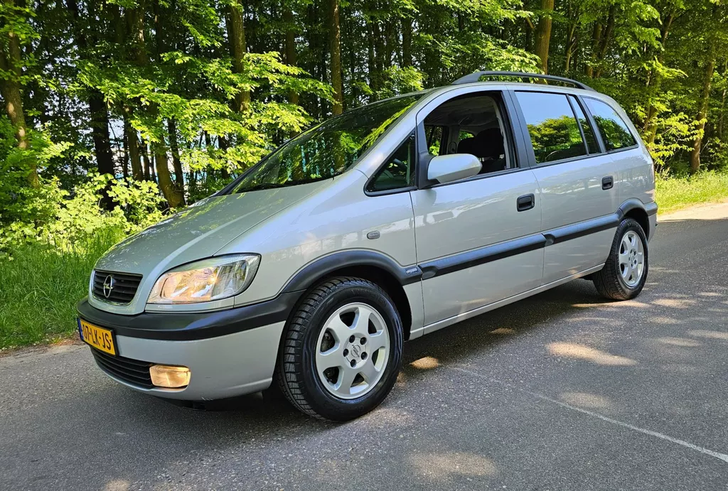 Opel Zafira 2.2-16V Elegance 61.197 KM ! Automaat ! NL Auto