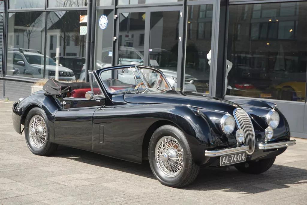 Jaguar XK120 SE