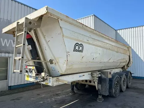 Menci 3 Axle Steel Tipper , 24 cbm