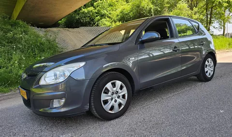 Hyundai I30 1.6i Dynamic Airco BJ 2008