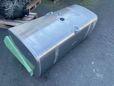 DAF 2198104 FUEL TANK 525 LTR 1526X675X580 MM (NIEUW AFGEMONTEERD)
