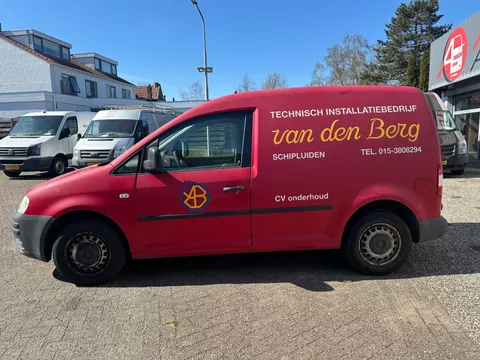 Volkswagen Caddy 2.0SDI,850 kg,51kw/69pk,178.473km,E4