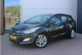 Hyundai i30 Wagon 1.6 GDi 135pk Business Edition Automaat Navi Camera Airco