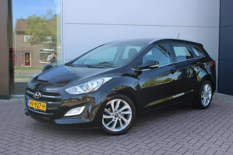 Hyundai i30 Wagon 1.6 GDi 135pk Business Edition Automaat Navi Camera Airco