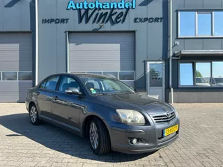 Toyota Avensis 1.8 LUNA BUSINESS AIRCO NAVI CRUISE