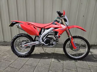 Honda CRF450x met kenteken