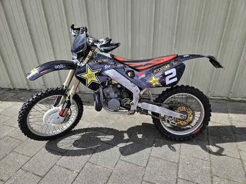 Honda CR250 met kenteken