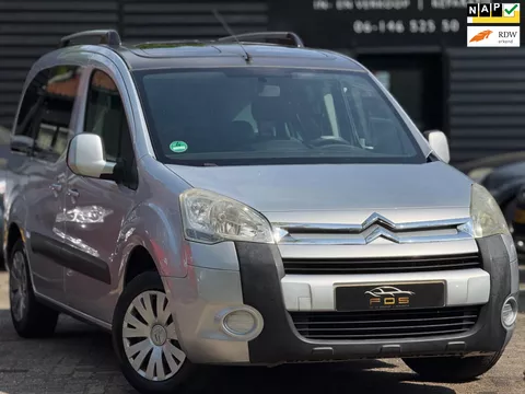 Citroen Berlingo 1.6 VTi|Multispace|Pano|Airco|Trekhaak Citroen Berlingo 1.6 VTi|Multispace|Pano|Airco|Trekhaak
