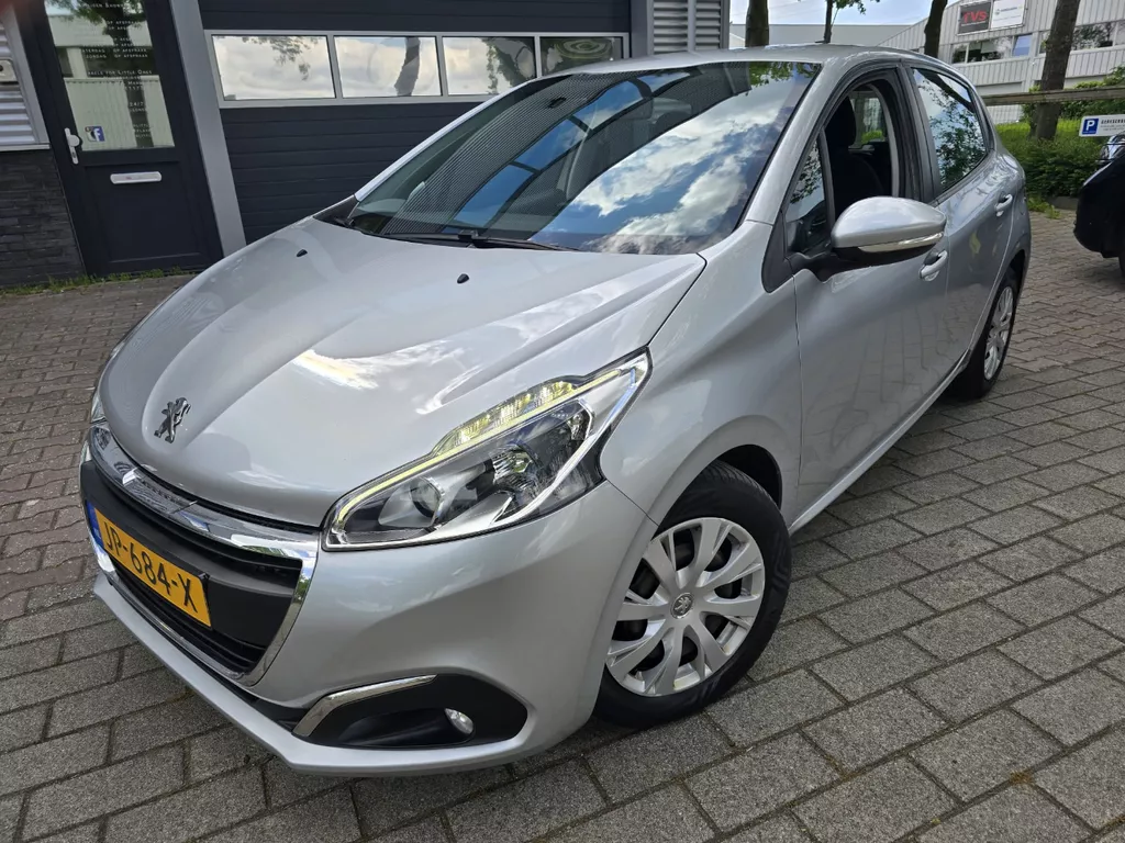 Peugeot 208 1.6 Blue HDI Blue lease