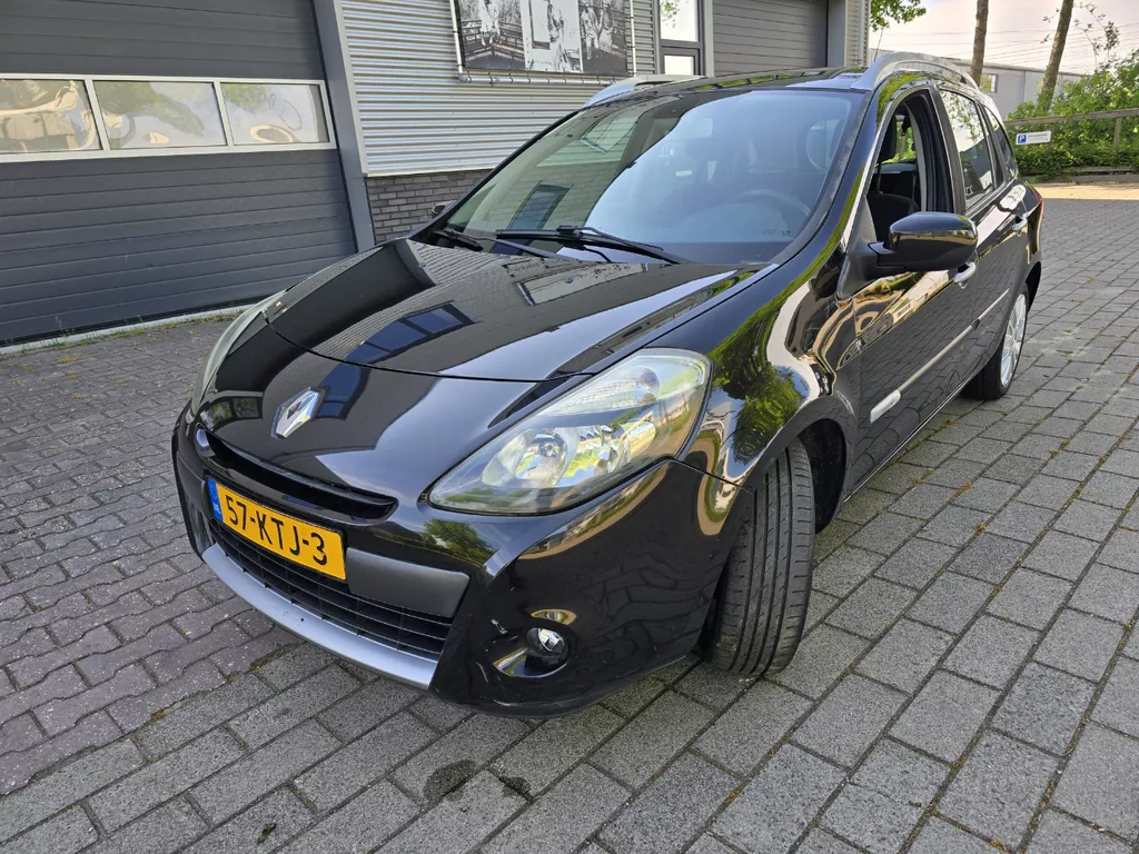 Renault Clio estate 1.6 16V Dynamicque AUTOMAAT