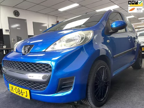 Peugeot 107 1.0-12V XR
