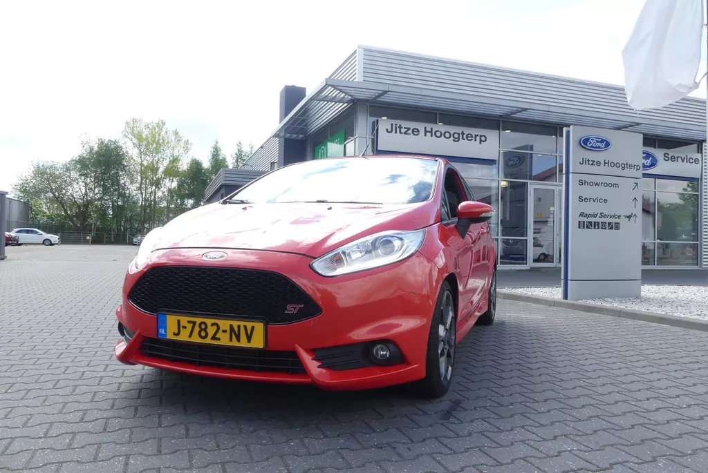 Ford Fiesta 1.6 ST2 CRUISE, CLIMA, NAVI, STOELVERWARMING, MOLTEN ORANGE METALLIC, 174.485KM