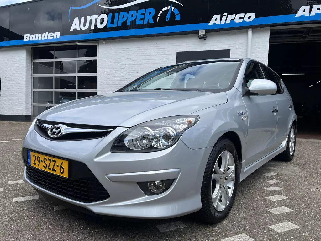 Hyundai i30 1.4i i-Drive Cool /Airco/Trekhaak/Lm velgen/All season banden/1e eigenaar