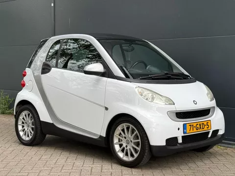 Smart Fortwo coup&eacute; 1.0 Passion CARPLAY | AUTOMAAT| AIRCO | PANO | ELEK RAMEN | NWE APK