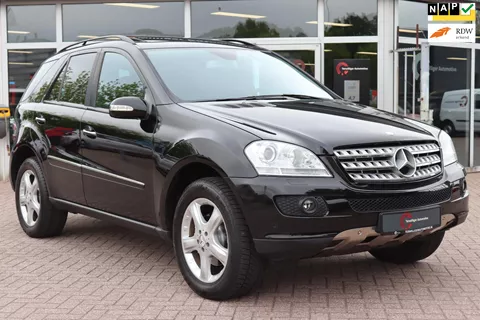 Mercedes-Benz M-klasse 320 CDI | LUCHTVERING | PANO | TREKHAAK | NIEUWSTAAT | CARPLAY | APK!