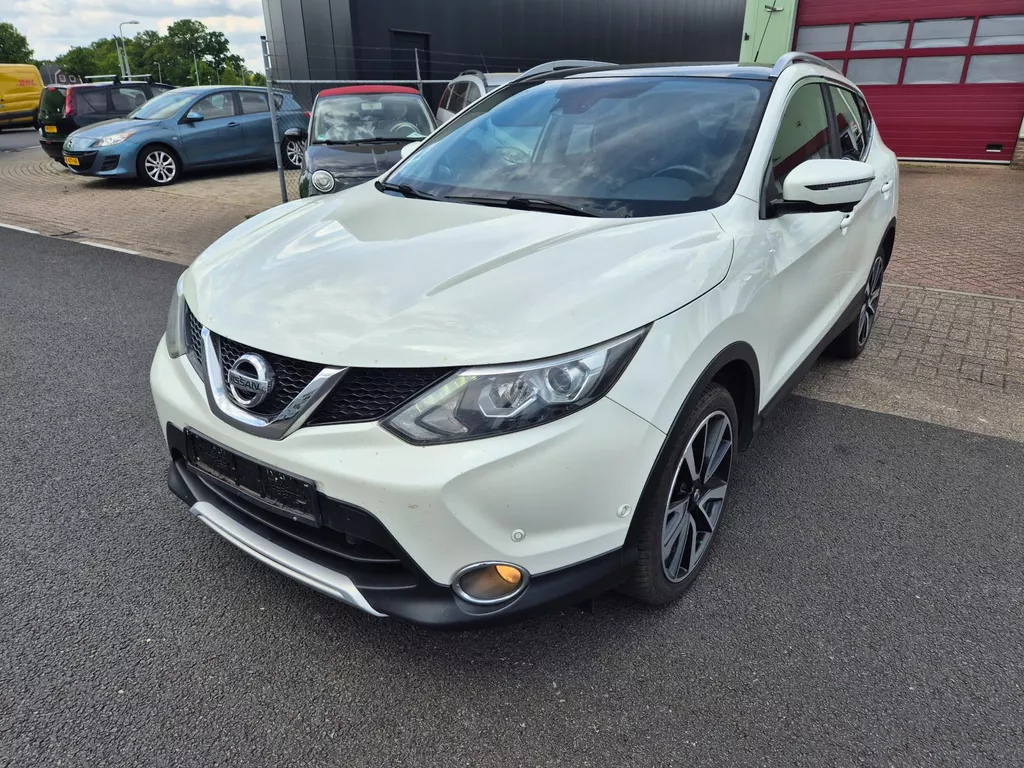 Nissan Qashqai 1.6 dCi Tekna Leer Pano Automaat
