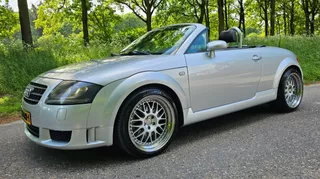 Audi TT Roadster 1.8 5V Turbo Quattro Xenon Leder interier