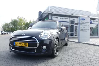 MINI Mini 1.5 Cooper Chili CLIMA, NAVI, SCHUIF/KANTELDAK, STOELVERWARMING, VOORRUITVERWARMING, 137.688KM