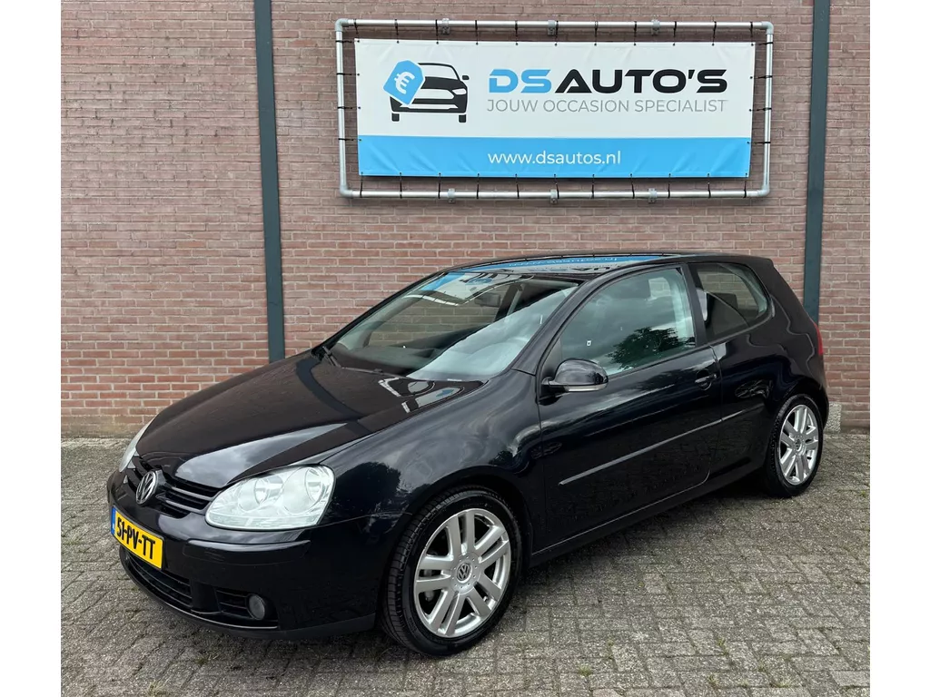 Volkswagen Golf 2.0 FSI Sportline