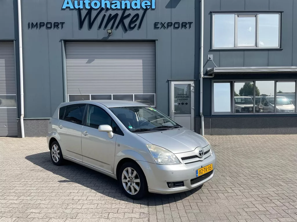 Toyota Verso 1.8 VVT-i Dynamic
