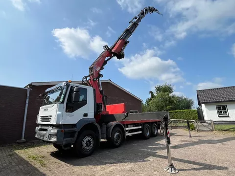 Iveco Trakker 450 / 8x4 / FASSI 800BXP26 Jib, Winch / Euro4 / 71.393 Km !!