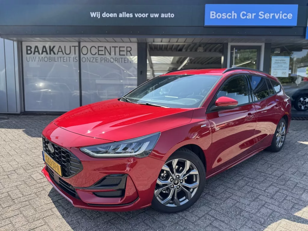 Ford Focus Wagon 1.0 EcoBoost Hybrid ST Line | Winter Pack | Trekhaak