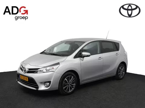 Toyota Verso 1.6 VVT-i Dynamic | Parkeercamera | Trekhaak | Cruisecontrol |