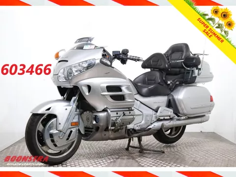 Honda GL 1800 Gold Wing Navi Radio Cruise SHZ Heizgriffe 54.718 km!