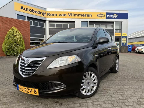 Lancia Ypsilon 0.9 TwinAir Silver | 1e Eigenaar | Cruise Control |