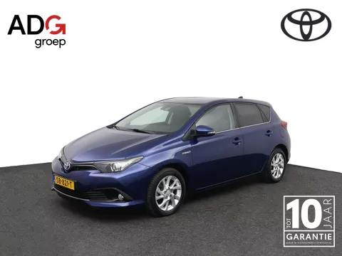 Toyota Auris 1.8 Hybrid Dynamic Go | Parkeercamera | Climate control | Cruise control |